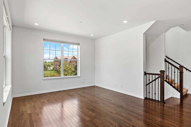 Building Photo - 1152 Windward Ln