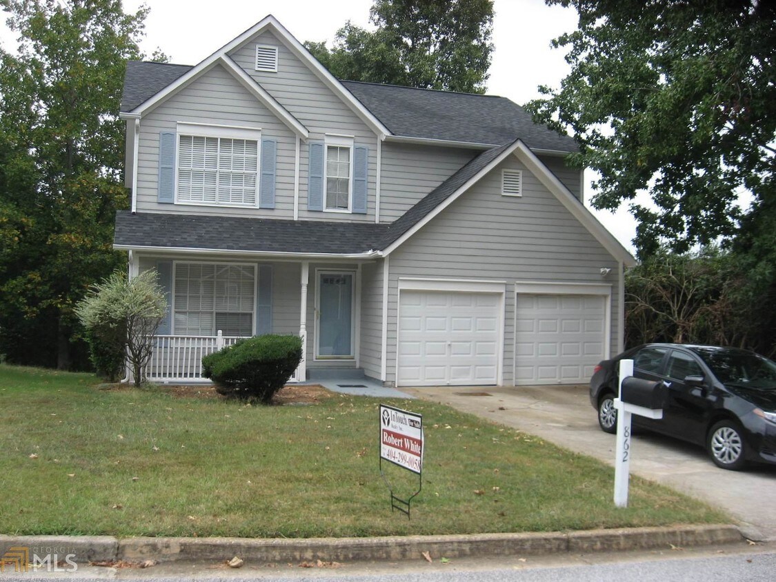 Primary Photo - 826 Shore Dr