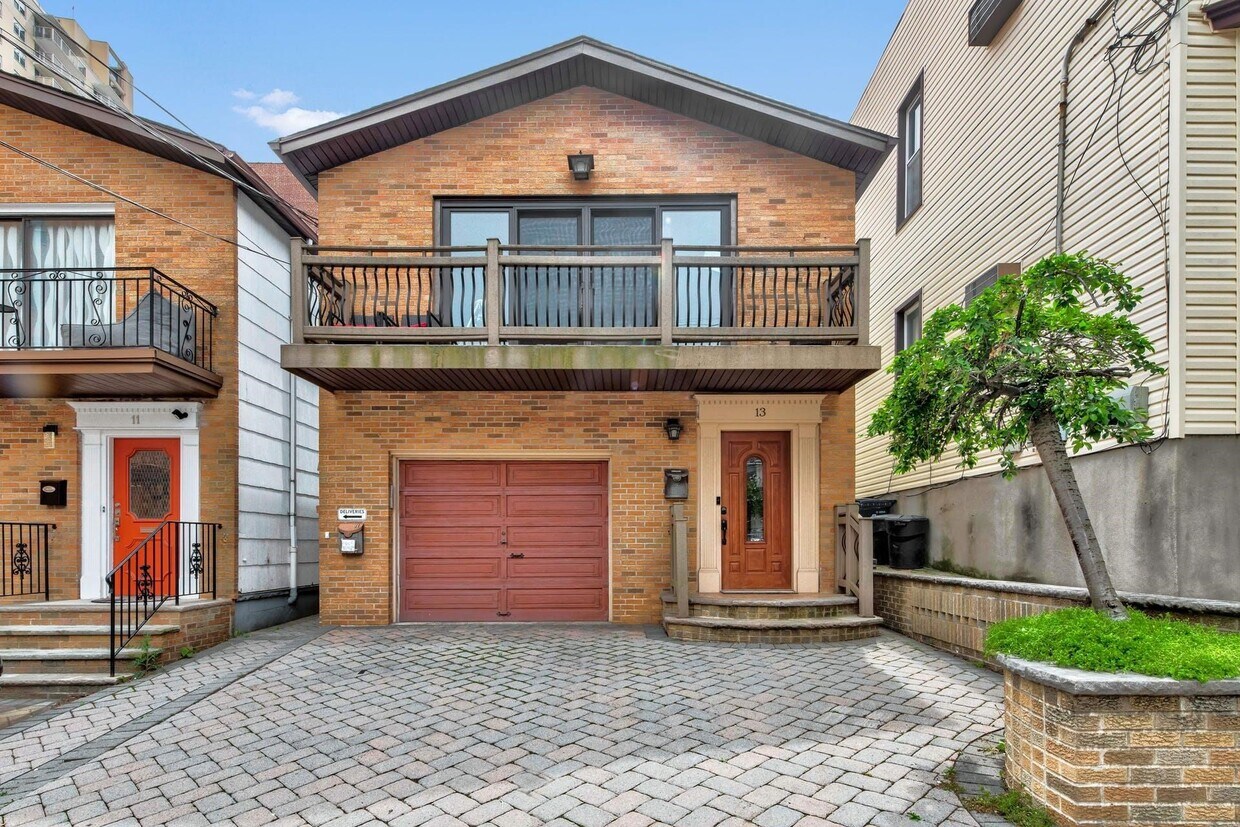Foto principal - 13 68th St