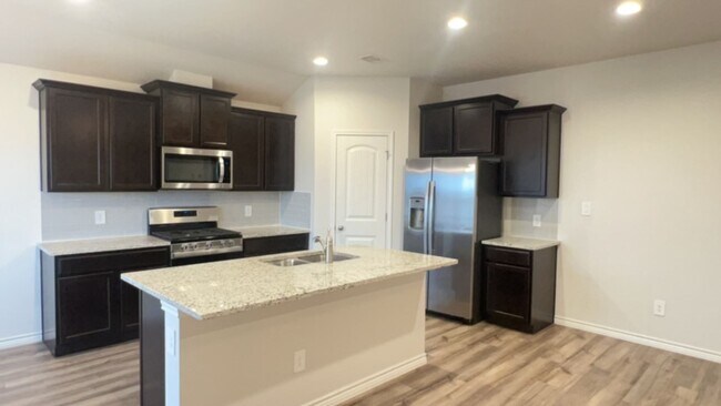 Building Photo - 1277 Breebry Dr