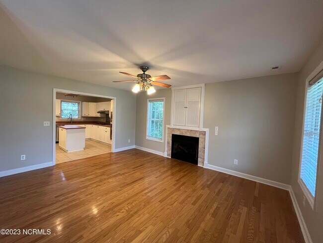 Building Photo - 118 Owens Dr