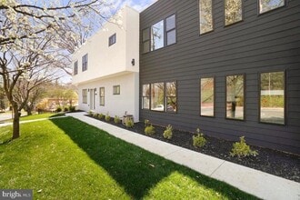 Building Photo - 8618 Jones Mill Rd