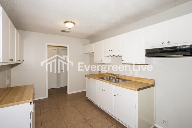 Foto del edificio - 3823 Barberry St