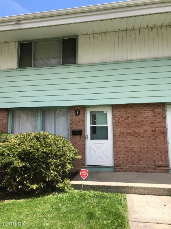 Primary Photo - 2 br, 1 bath Townhome - 216 Rose Ave