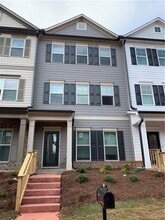 Building Photo - 3657 Princeton Ave