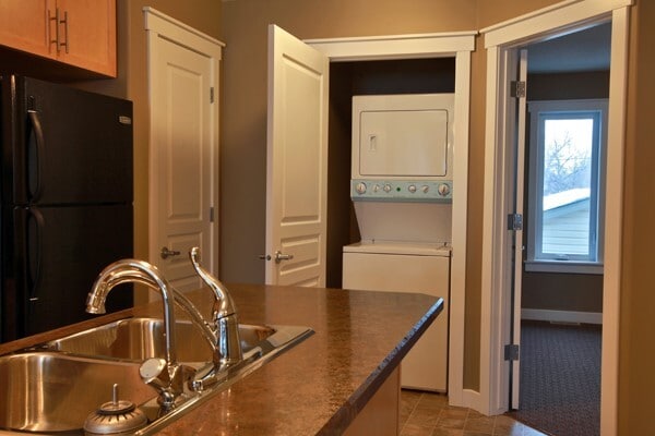 Photo du bâtiment - 2066 Elliott St