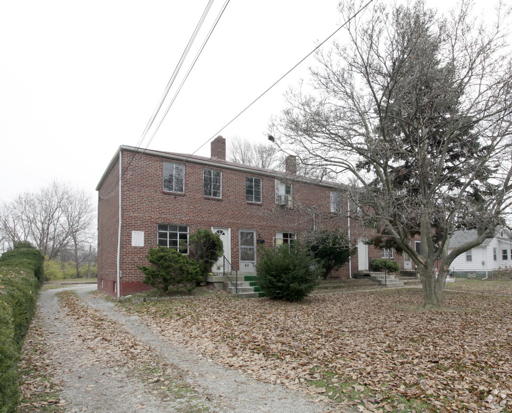 Building Photo - 58-66 Collingwood Ave