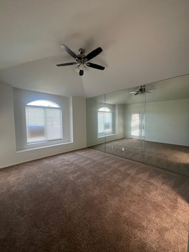 Building Photo - 2235 Indigo Hills Dr