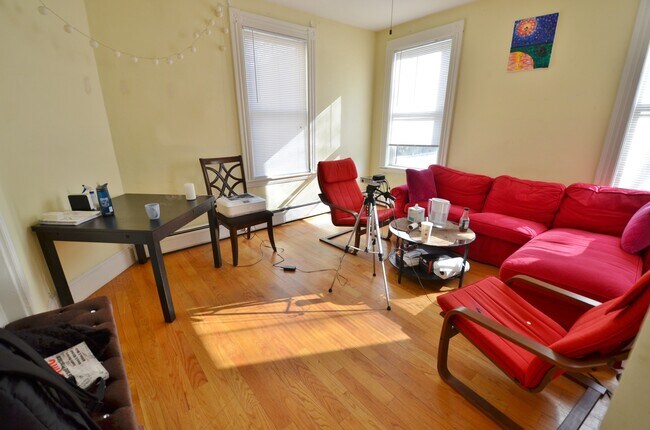 Foto del edificio - 35 Brookline St
