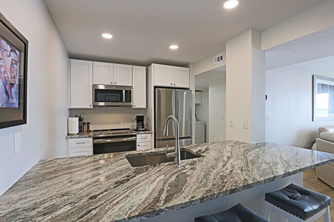 Foto del edificio - Palm Beach Landings  2885-502A