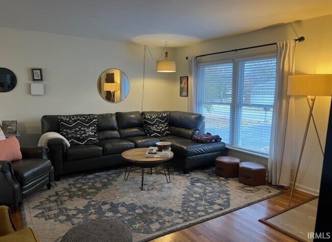 Foto del edificio - 843 Sparta St