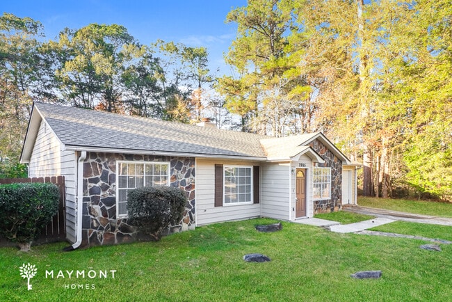 Building Photo - 2995 Valley View Cir