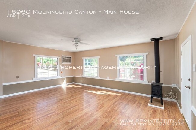 Building Photo - 16960 Mockingbird Canyon Rd