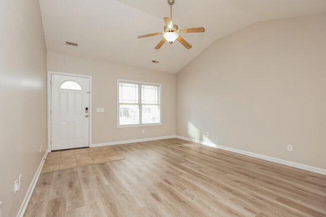 Building Photo - 100 Amos Springs Way