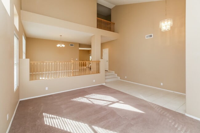 Foto del edificio - 9435 E Lompoc Ave