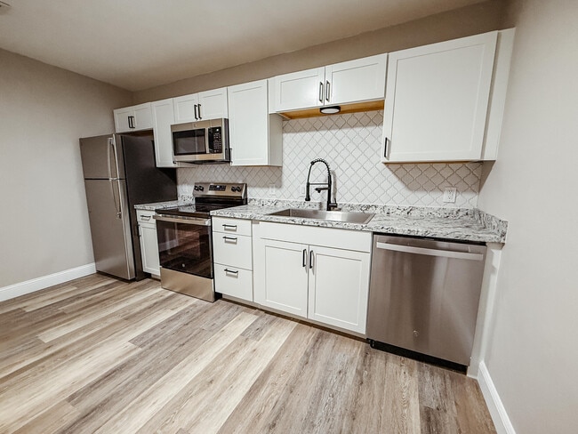 Foto del edificio - 9881 Guidy Ln