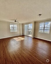 Building Photo - 616 Clearwater Park Rd