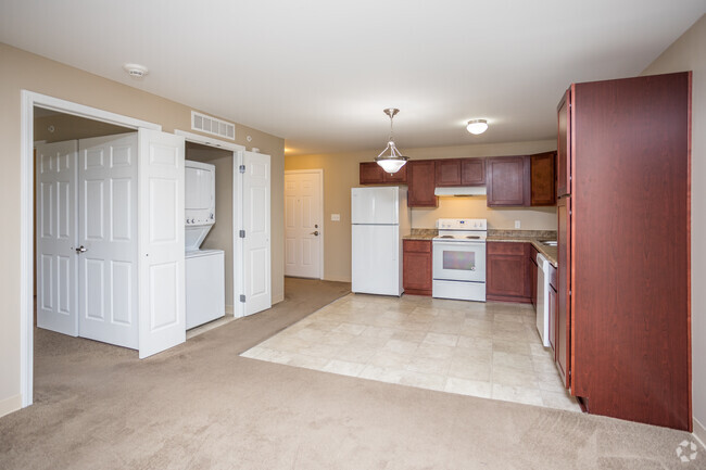 1BR, 1BA - 705 SF - Connect55+ Ankeny Senior Living 55+