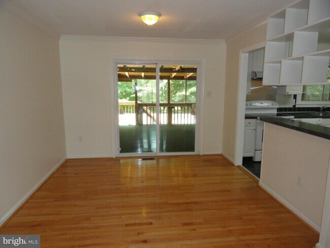 Building Photo - 7203 Bona Vista Ct