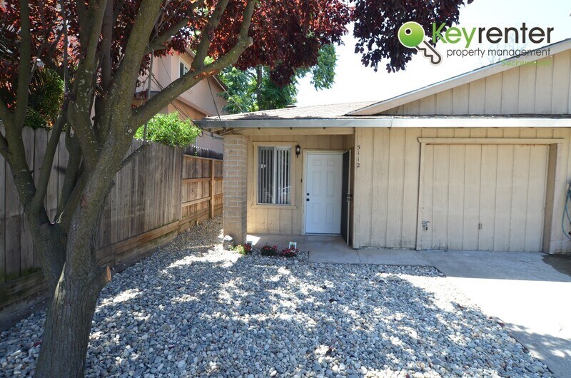 Primary Photo - 5112 Gibbons Dr.