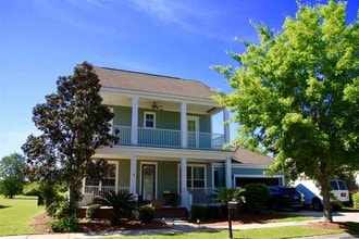Building Photo - 2525 Twain Dr