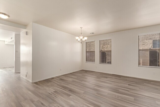 Foto del edificio - 1927 W Fruit Tree Ln