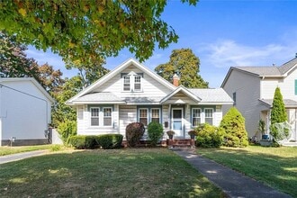 Building Photo - 396 Stonewood Ave