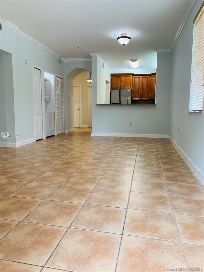 Foto del edificio - 7100 NW 177th St