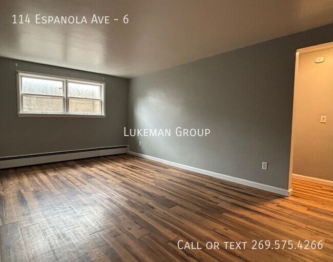 Foto del edificio - 114 Espanola Ave