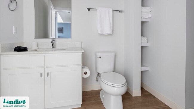 Building Photo - 870 SE 47th Terrace