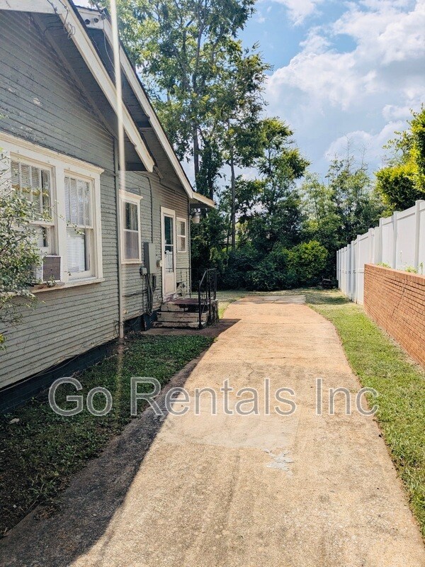 Foto del edificio - 816 Goldwire St SW