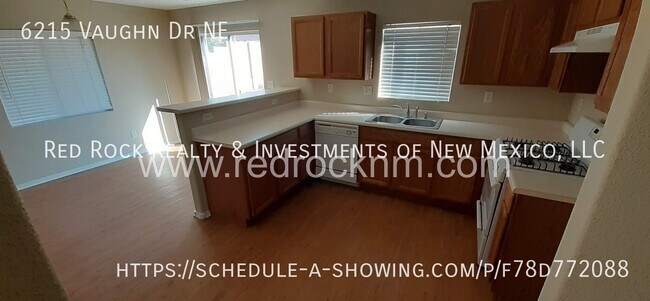 Building Photo - 6215 Vaughn Dr NE