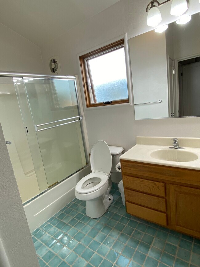 Foto del edificio - 1445 Grizzly Peak Blvd