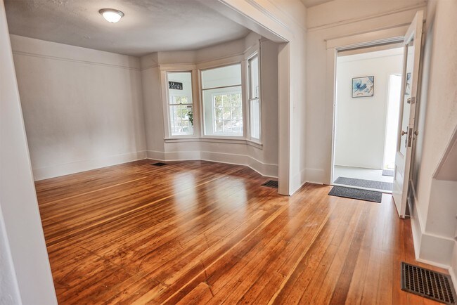 Foto del edificio - 1001 S 11th St