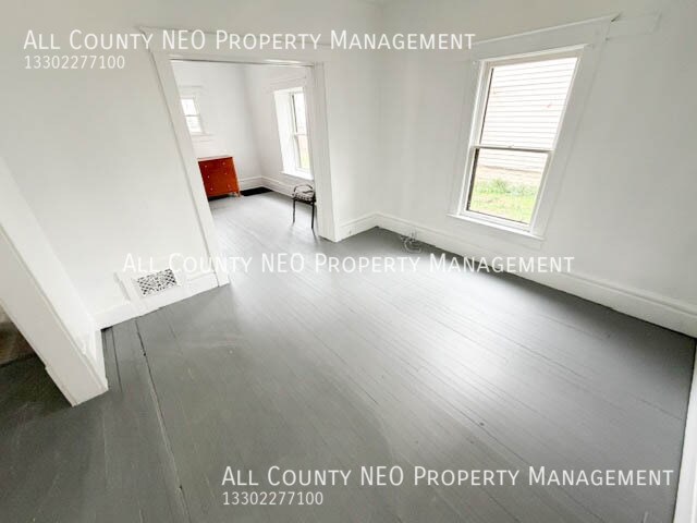 Foto del edificio - 518 Rentschler St