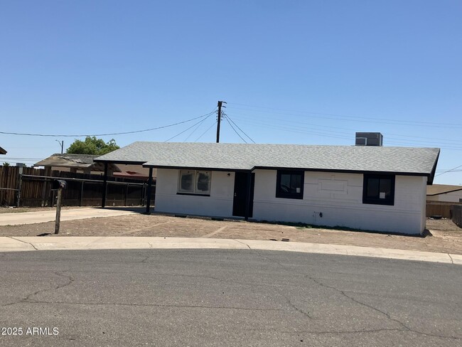 Building Photo - 4641 S 17th Pl
