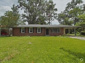 Building Photo - 2607 Springwood Dr