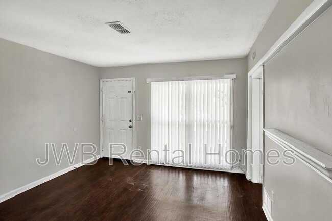 Foto del edificio - 2328 Wilmont Ave