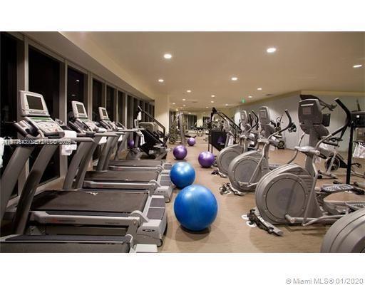 Foto del edificio - 465 Brickell Ave