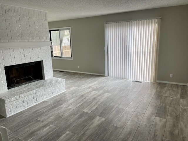 Foto del edificio - 10504 W Texas St