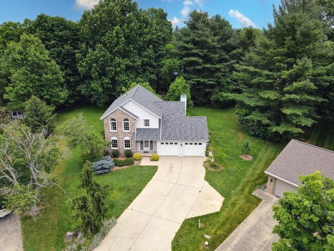 Building Photo - 902 S Rainier Ct