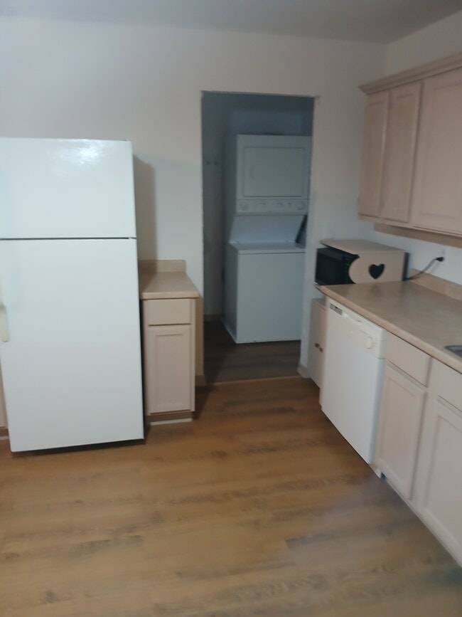 Building Photo - 862 TX State Highway 62