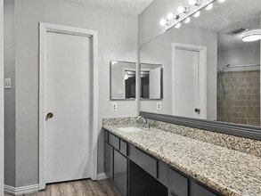 Building Photo - 4211 Falcon Meadow Dr