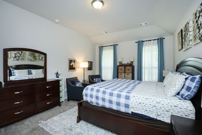 Building Photo - 5511 Gothic Oak Dr