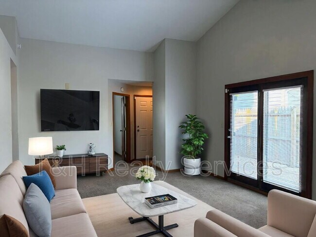 Building Photo - 5657 Buttercup Way