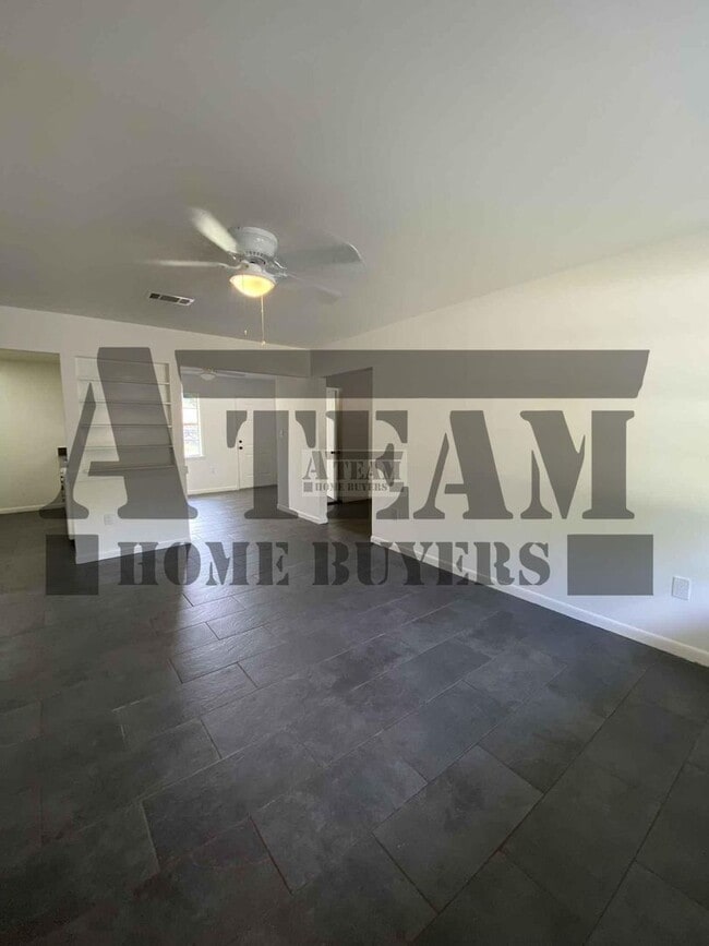 Building Photo - Very Cozy 3 Bed 1.5 Bath in Trinidad