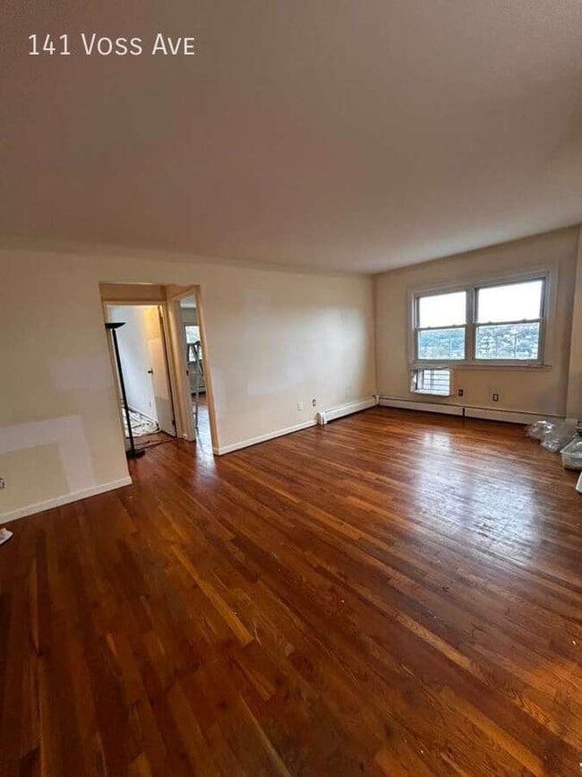 Foto del edificio - 141 Voss Ave