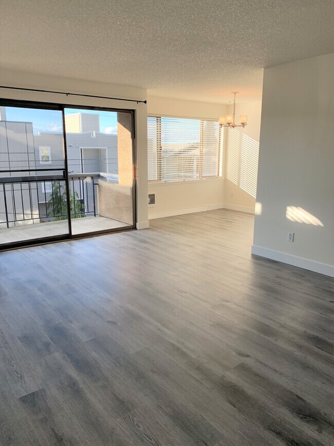 Foto del edificio - 2219 Eastlake Ave E