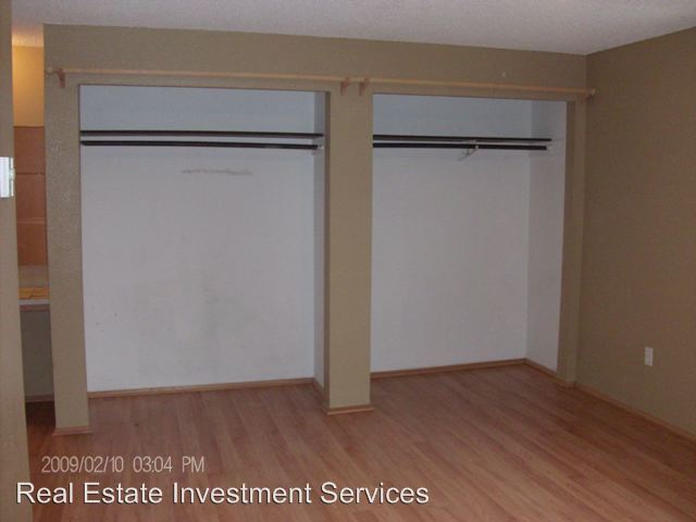 Foto del edificio - 3760 E T St