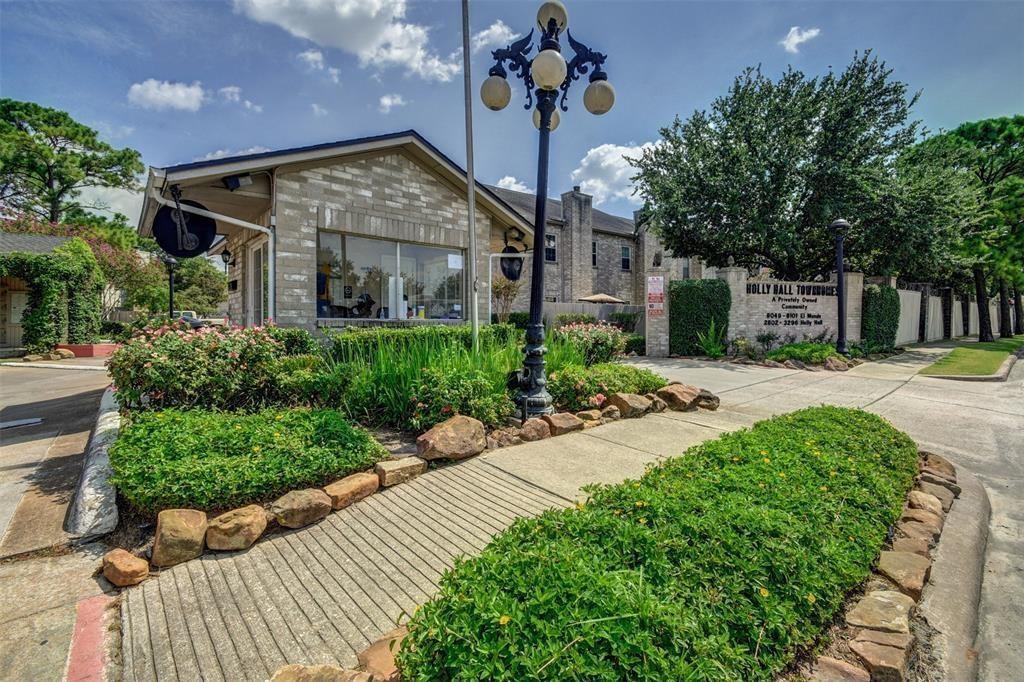 Foto principal - 2804 Holly Hall St